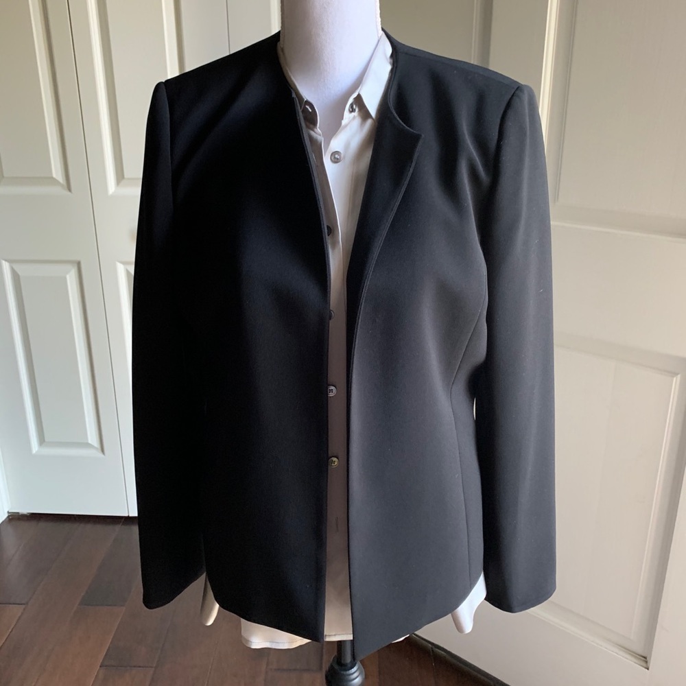 Kasper black blazer